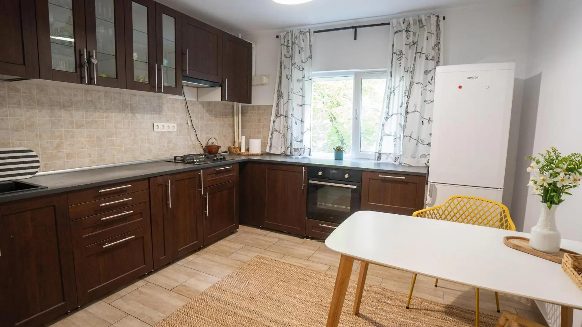 Spacious Apartment Near National Arena, Park Bukarest