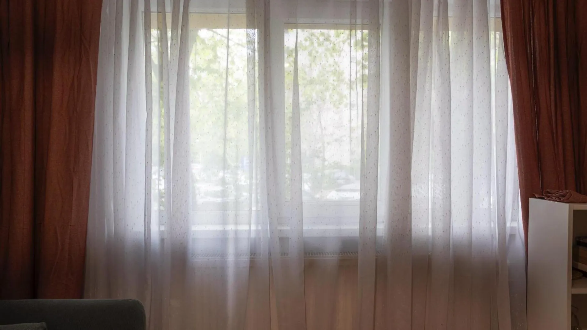 Spacious Apartment Near National Arena, Park Bucureşti