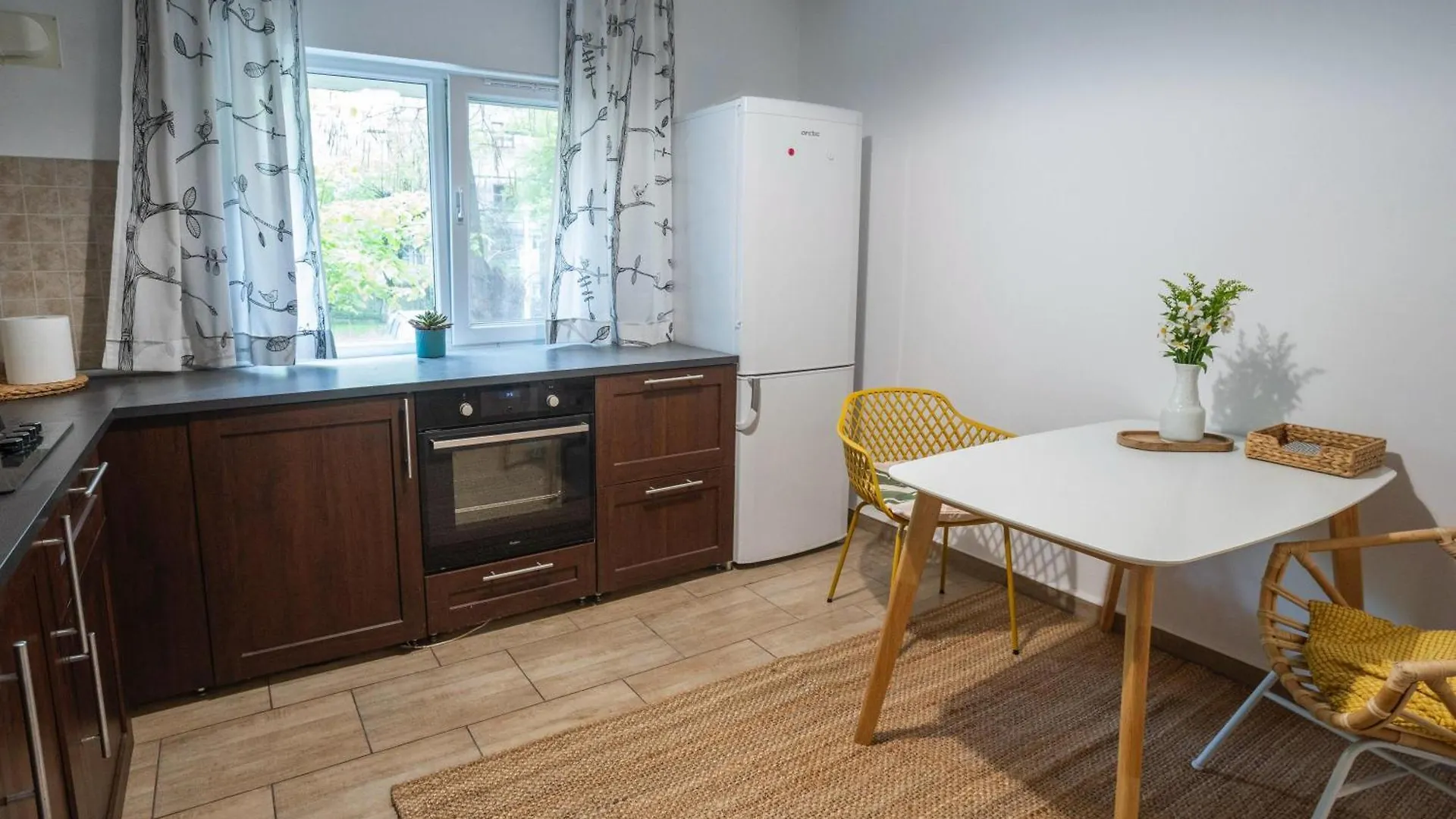 Spacious Apartment Near National Arena, Park Bucureşti